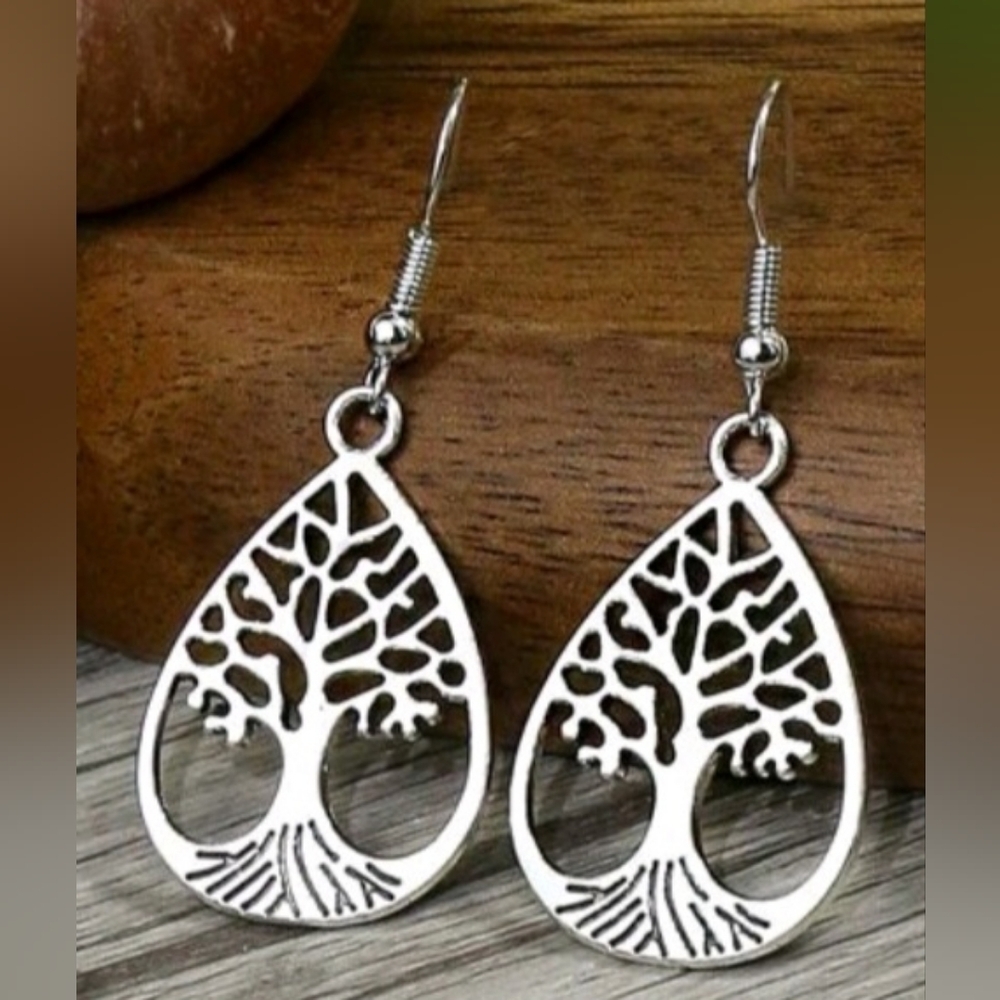 Tree w Roots Tear Drop Silver Tone Earrings